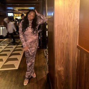 Elegant Brown Patterned Long Sleeve Dress